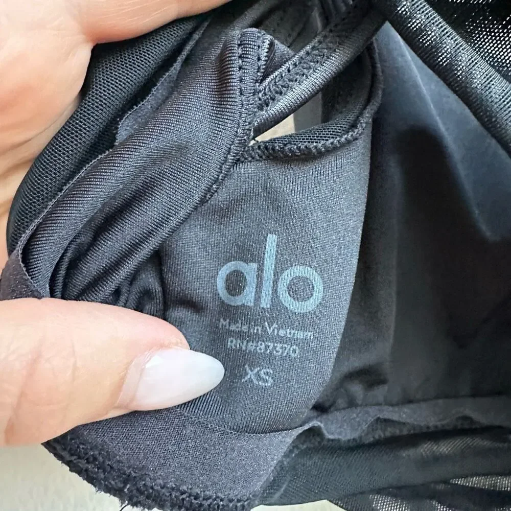 Alo Yoga Lavish Bra Bralette Strapped Mesh Band Glossy Black Lurex Shine Size XS